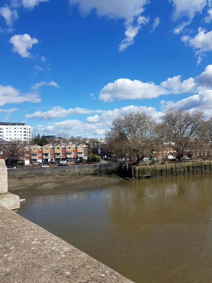 Kew Gardens - Private Double Room Richmond London - Homestay Exteriör bild