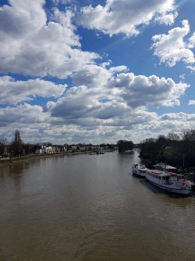 Kew Gardens - Private Double Room Richmond London - Homestay Exteriör bild